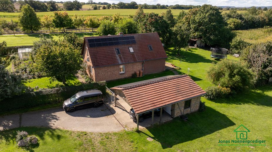 Einfamilienhaus in Alleinlage - für den Käufer provisionsfrei – Foto 3