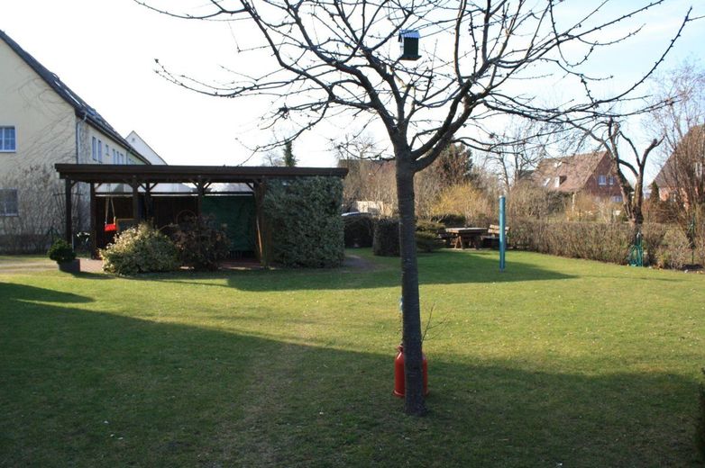 HORN IMMOBILIEN ++ Rechlin an der Müritz vermietetes Mehrfamilienhaus zu verkaufen – das Grundstück