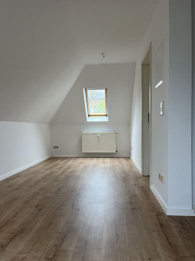 helle kleine 2-Raumwohnung in Chemnitz im Dachgeschoss – Foto 7