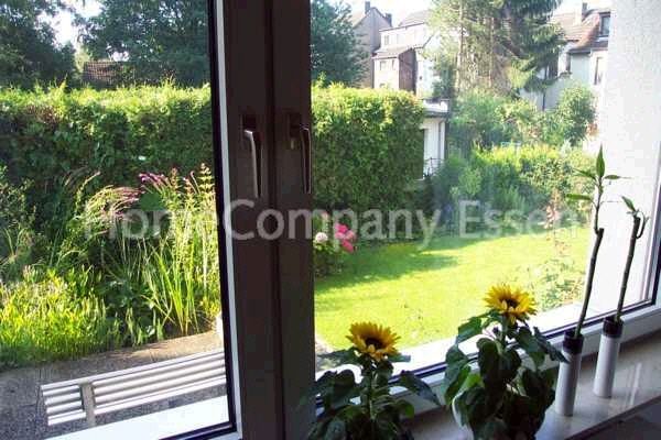 Apartment mit moderner Ausstattung, ruhig gelegen und mit direkter Straßenbahnanbindung zur Essener Innenstadt – f487f0003fae819b9a36dd53b93f7a5a8b7e36df.jpg