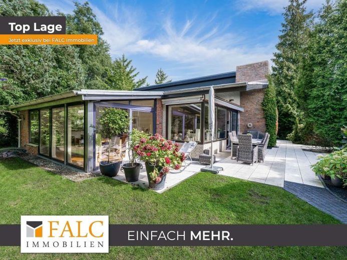 Architektur mit Charakter – großzügiges Einfamilienhaus mit Wintergarten in Wilhelmshaven-Wiesenhof – Foto 1