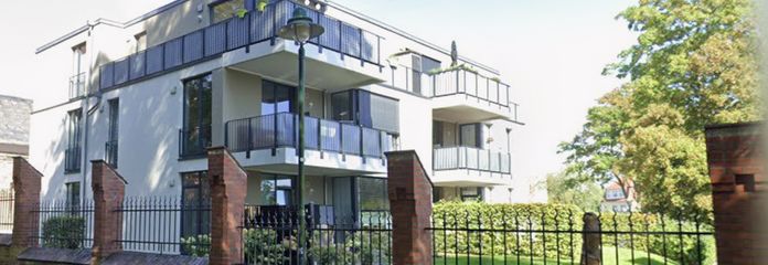 moderne Eigentumswohnung im Erdgeschoss mit Terrasse und Stellplatz – Außenansicht