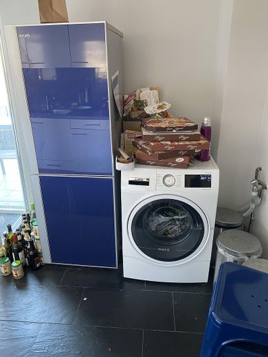 Nowocześnie umeblowane 6-osobowe mieszkanie współdzielone w centrum miasta Stgt. Möhringen – Küche