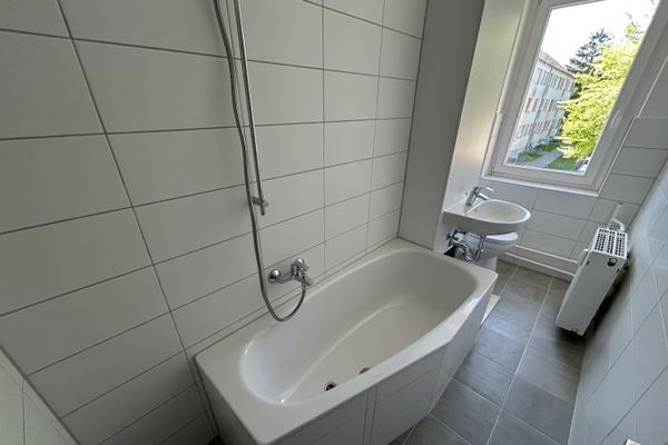 Faites vite et devenez locataire suivant ! Appartement moderne de 3 pièces dans un environnement calme !