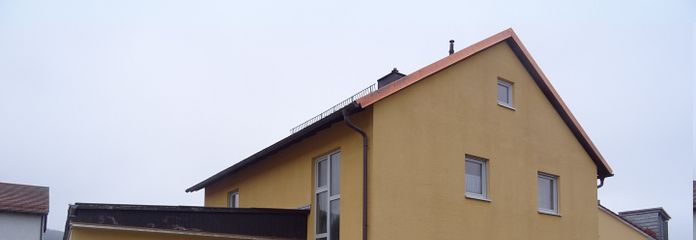 Hauseingang, Stellplatz Garage