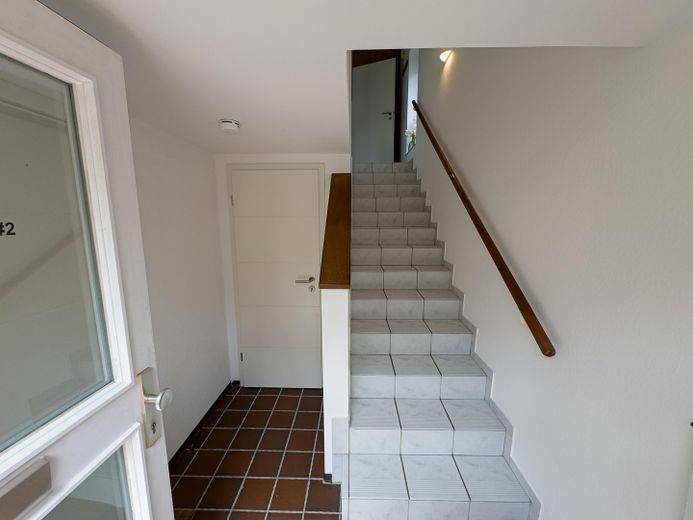 Modernisiertes Endreihenhaus mit 2 Bädern und 2 Loggien – ideal für Eigennutzer oder Kapitalanleger – Foto 26