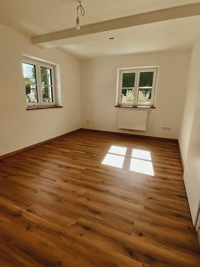 Esclusivo appartamento di 2,5 locali in posizione privilegiata a Feldafing sul lago di Starnberg – Schlafzimmer
