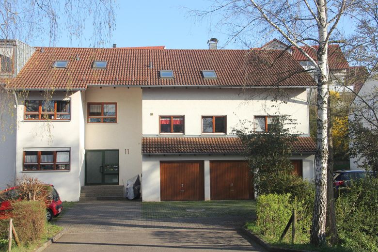 Charmante 3,5-Zimmer-Dachgeschosswohnung in ruhiger Wohnlage von Winnenden – Außenansicht