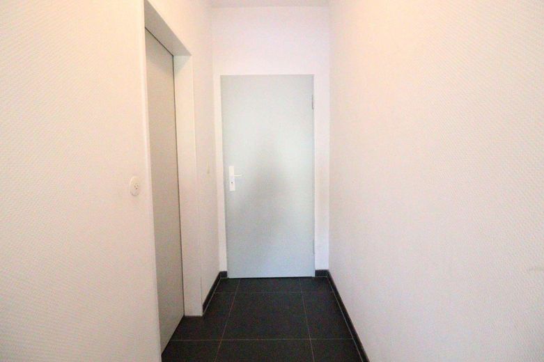 WRS Immobilien - Erlensee - kleine Bürofläche in zentraler Lage - mit Balkon und Duschbad – Eingangsbereich