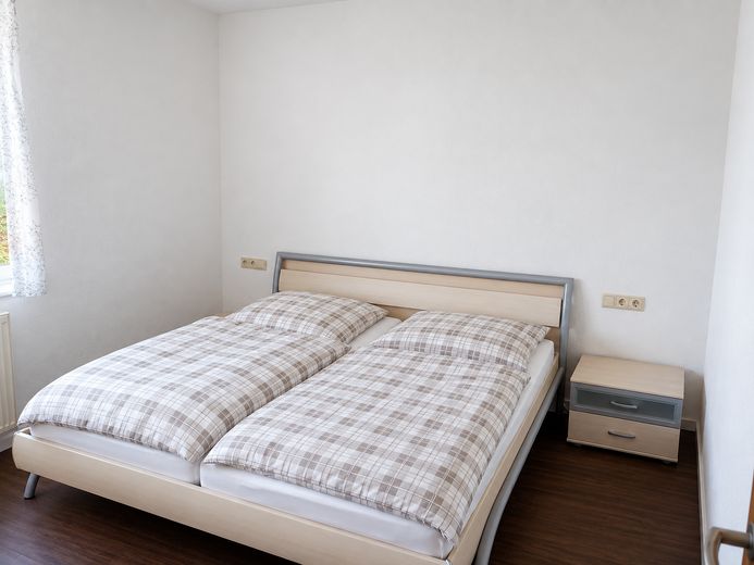 3,5 Zimmer mit Weitblick – clever geschnitten & provisionsfrei – Schlafzimmer