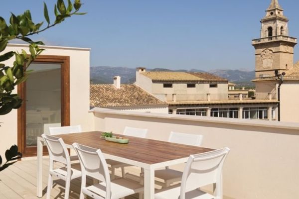 Mallorca neues Penthaus mit Gemeinschaftspool in Santa Maria del Cami zu verkaufen