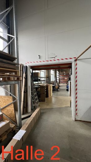 Halle 2 Durchgang zu Halle 3