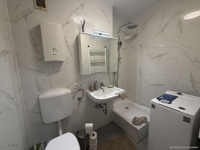 High end Apartment mit Fernblick – Bad