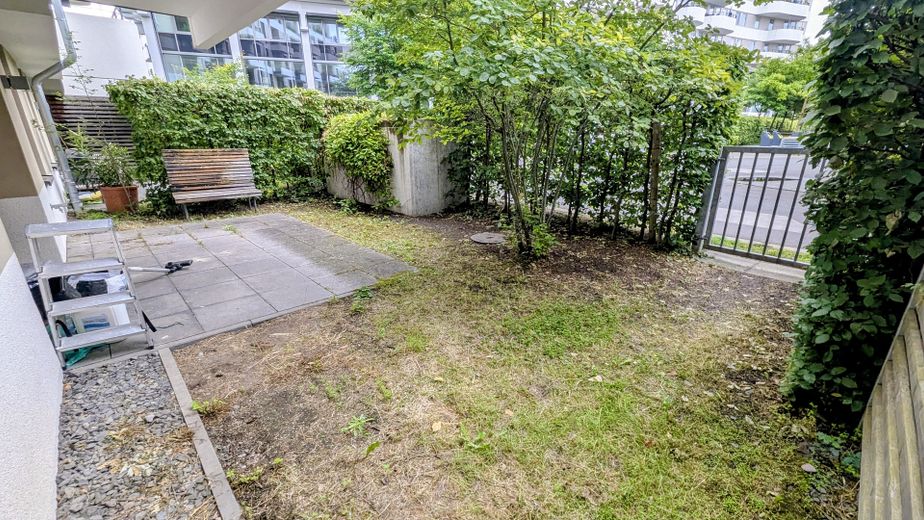 Moderne 2-Zimmer-Gartenwohnung in Rheinnähe – Barrierefreies Wohnen in Köln-Bayenthal – Garten mit Ausgang/ Eingang