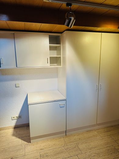 Großzügiges 1-2 Familienhaus in Traumlage – Flur UG