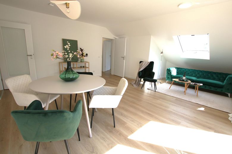 Klimatisierte 3-Zimmer-Wohnung mit 2 Balkonen – frisch saniert, sofort bezugsfrei, provisionsfrei – Foto 2
