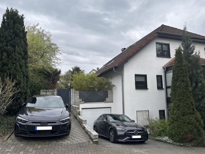 Attraktive Doppelhaushälfte in Bestlage von Bensheim Auerbach – Foto 1