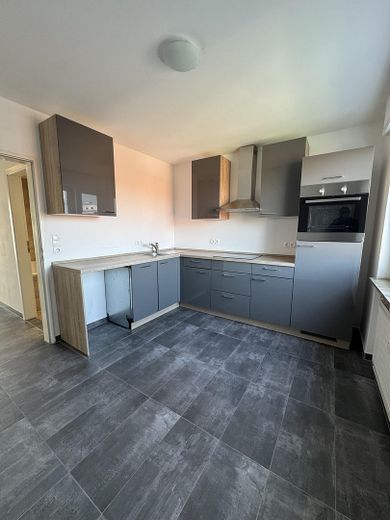 Apartamento de 3 habitaciones en estado casi nuevo con muchos aspectos destacados en Ilvesheim – Foto 11