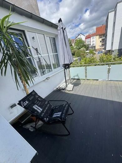 ZFH - mit 2 modernen Wohnungen - WG oder Mehrgenerationenhaus oder Leben und Arbeiten an einem Ort! – 1h Balkon Ost