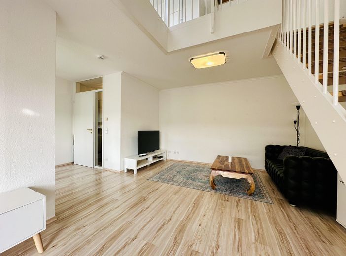 Wohnzimmer / Living Room