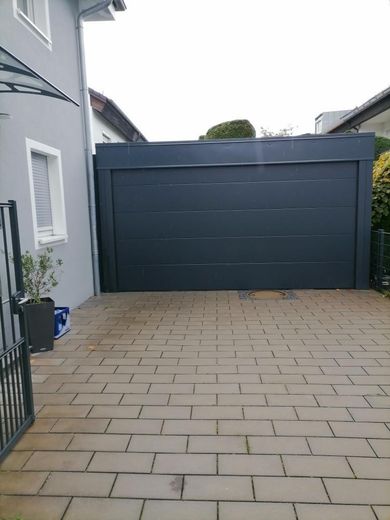 Doppelcarport mit Segmenttor