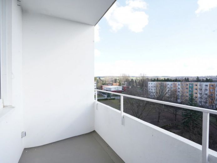 Aufzug / ebenerdige Dusche / Balkon – Foto 1
