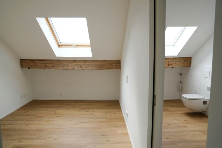 Maisonette-Wohnung (WE06), Kaiserstraße, ein Traum für Kenner und den besonderen Geschmack, ~ 115 m² – Schlafzimmer und Bad