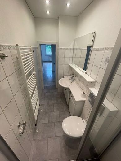 Wunderschöne Erdgeschoss Wohnung in Rüttenscheid mit Gartenanteil – Bad