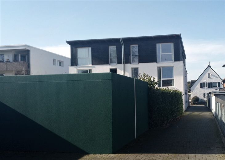 Blick von den Garagen