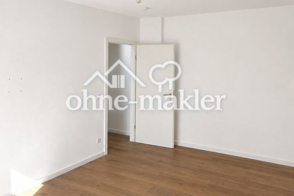 Erstbezug nach Sanierung in stilvolle Altbauwohnung