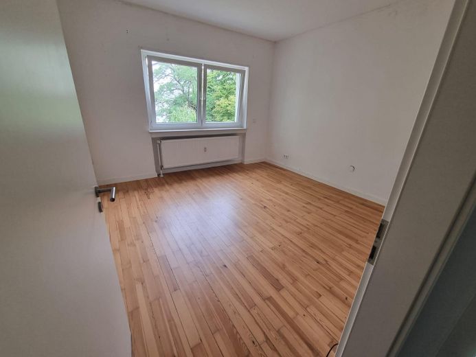 4 Zimmer mit EBK – Foto 9