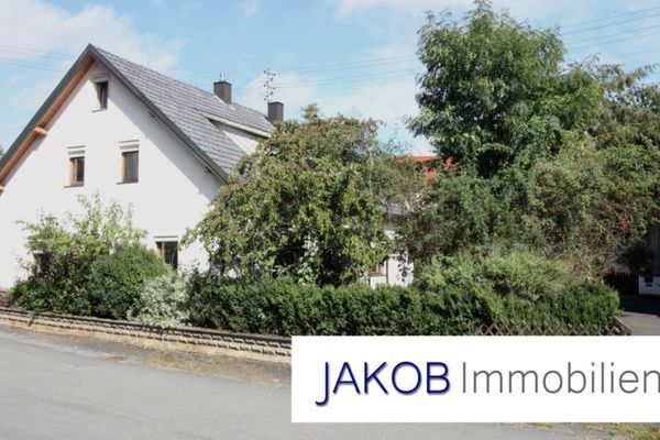 Gute Lage und viel Platz, Familienhaus in Untersteinach