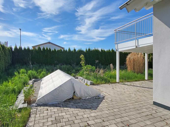 Terrasse, Garten u. Pool