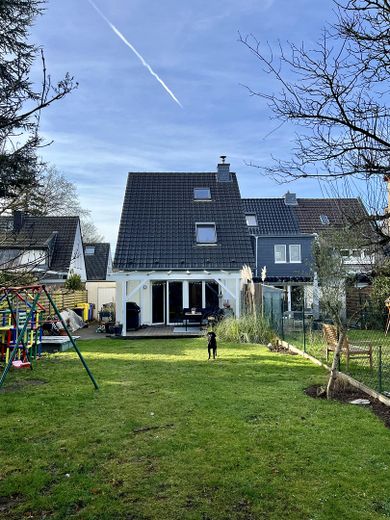 Blick Garten zu Haus