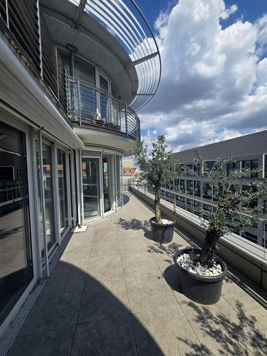 Penthouse-Wohnung mit Blick auf den Markt – Terasse