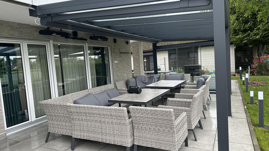 Moderna casa unifamiliare indipendente nel verde – Kinolounge beheizbar