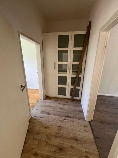 Einbauschrank im Flur