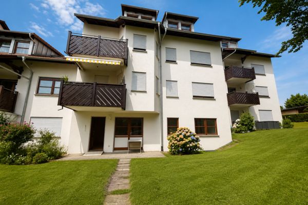 2-Zimmer Wohnung mit Terrasse zum renovieren in Bodolz zu verkaufen