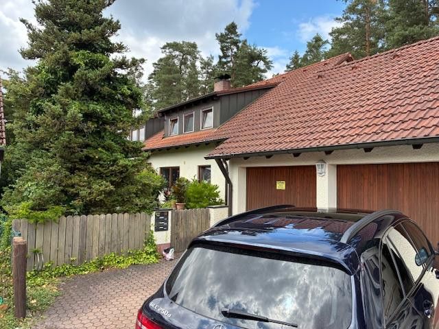 Doppelgarage, Garteneingang