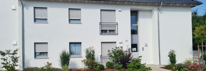 Moderno appartamento di 3 locali con grande terrazza sul tetto