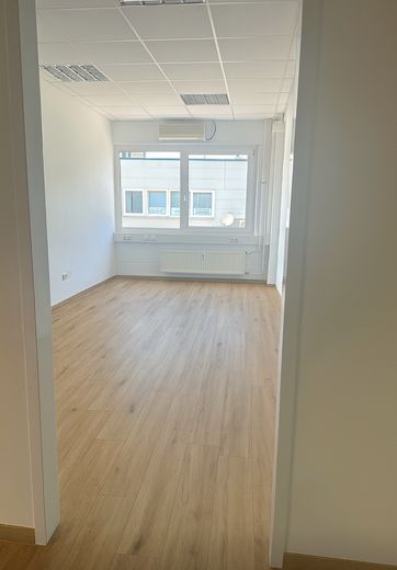 Büro 1 nach Renovierung