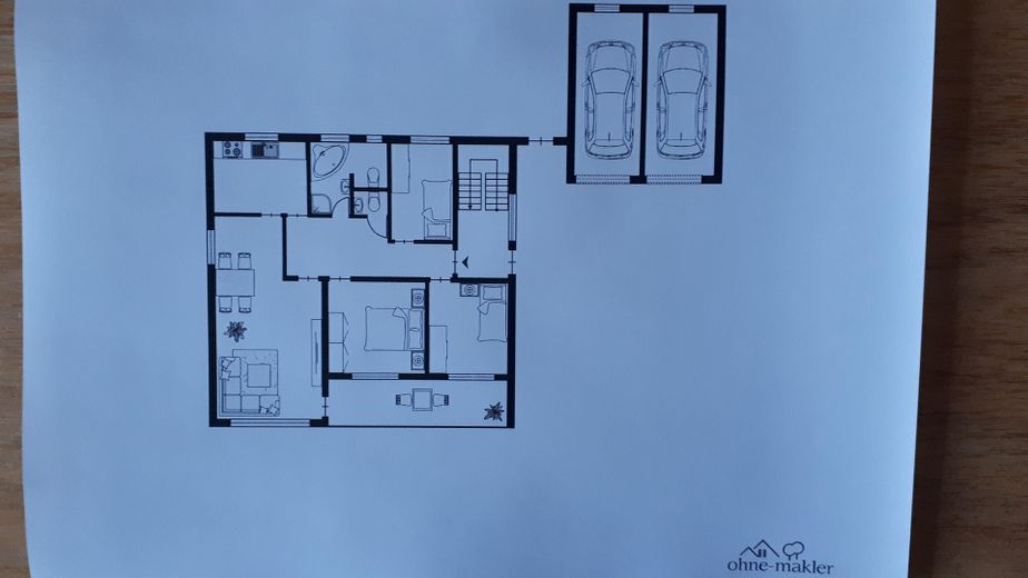 Curato appartamento al piano terra di 4 locali, ben distribuito, con impianto fotovoltaico, balcone XXL, giardino e garage a Erftstadt-K. – OM-2D-Grundriss
