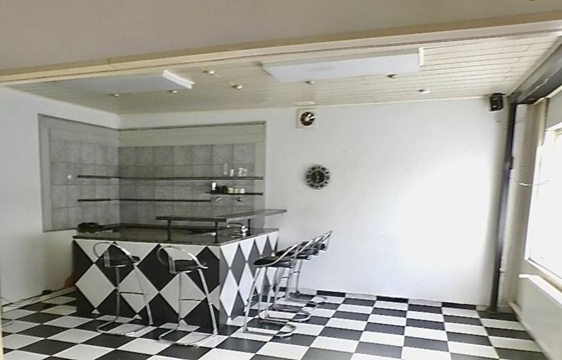 Ufficio, sala vendita, esercizio IT, studio, officina, magazzino – Bar