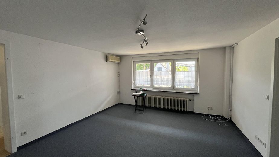 Großzügige 5-Zimmer-Wohnung mit Garten, Terrasse und Garage – Foto 7