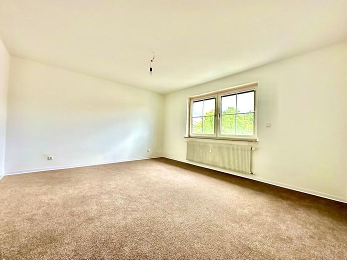 Helle 3-Zimmer-Wohnung mit Balkon – ruhige & zentrumsnahe Lage – Kinder- bzw. Arbeitszimmer