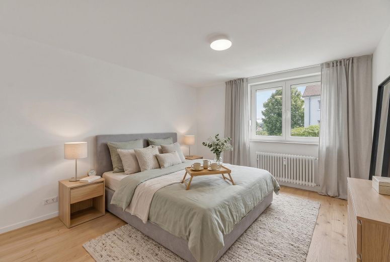 Jetzt die Ferienzeit nutzen! 3,5 Zi mit eigener Terrasse und extra Hobbyraum – Beispiel Schlafzimmer