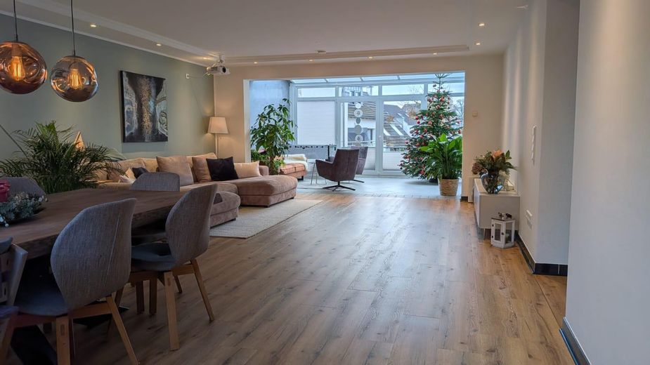 Wohn-Esszimmer ca. 65m2