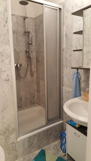 Großzügige 2-Zimmer-Altbauwohnung mit EBK in Schloßchemnitz – nur 428 € warm | sofort frei“ – Bad