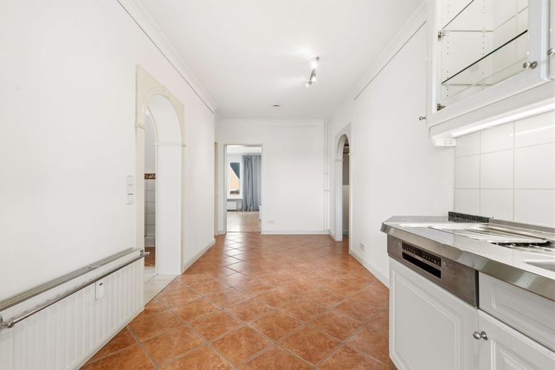 Sonnige Balkonwohnung mit Stellplatz in Halstenbek – Küche