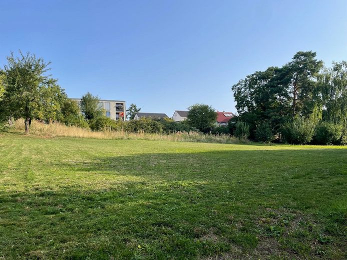 Herxheim में शांत स्थान पर 628 m' का भवन-योग्य भूखंड - अधिकतम दो आवास इकाइयाँ – फोटो 1